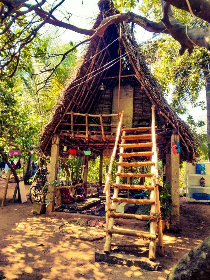 Peace Garden Hostel Auroville Buitenkant foto