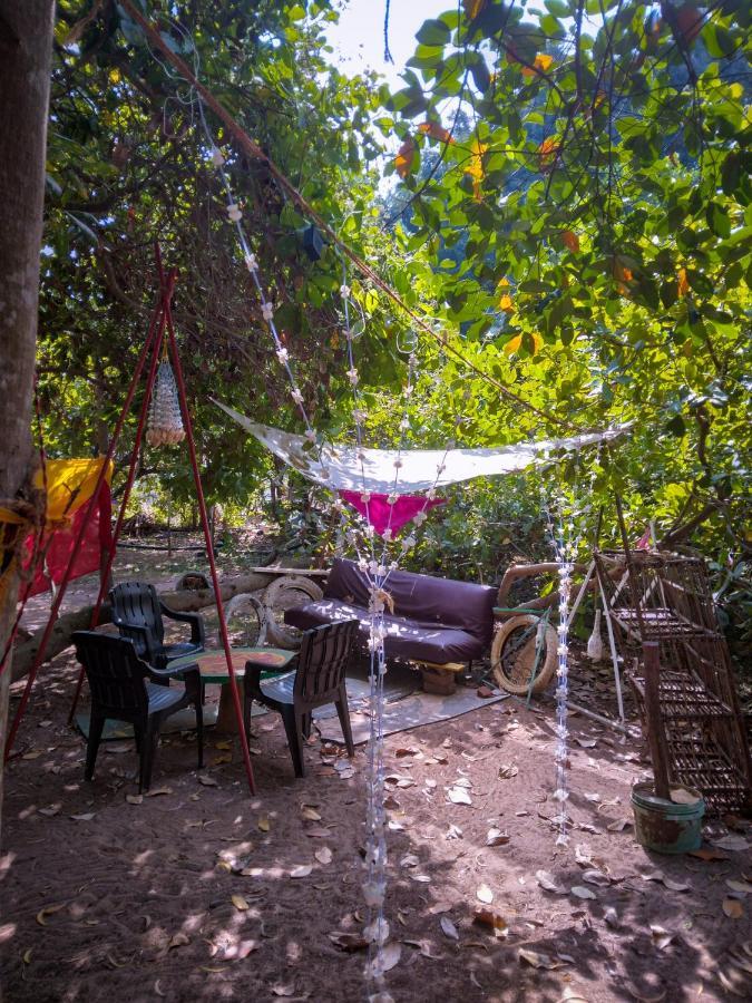 Peace Garden Hostel Auroville Buitenkant foto