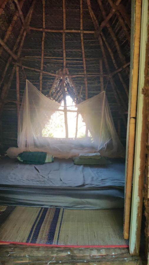 Peace Garden Hostel Auroville Buitenkant foto